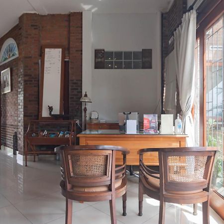 Reddoorz Plus Near Dago Pakar Bandung Ngoại thất bức ảnh