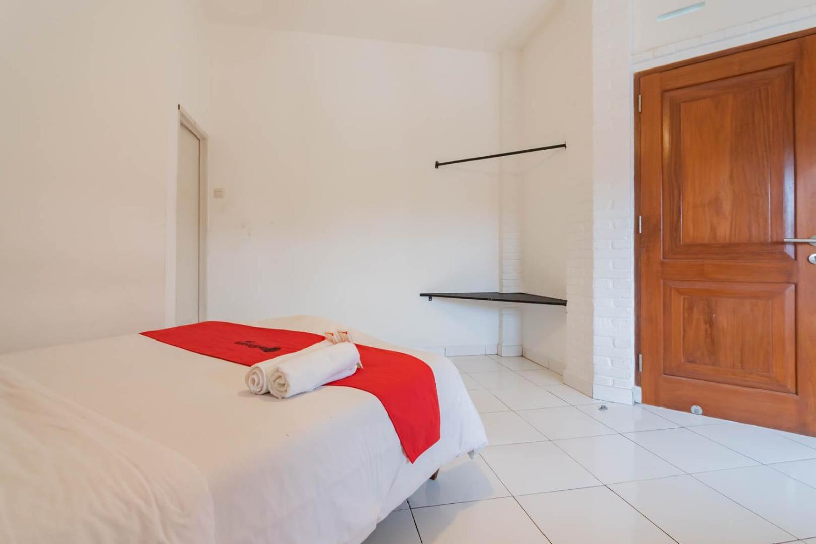 Reddoorz Plus Near Dago Pakar Bandung Ngoại thất bức ảnh