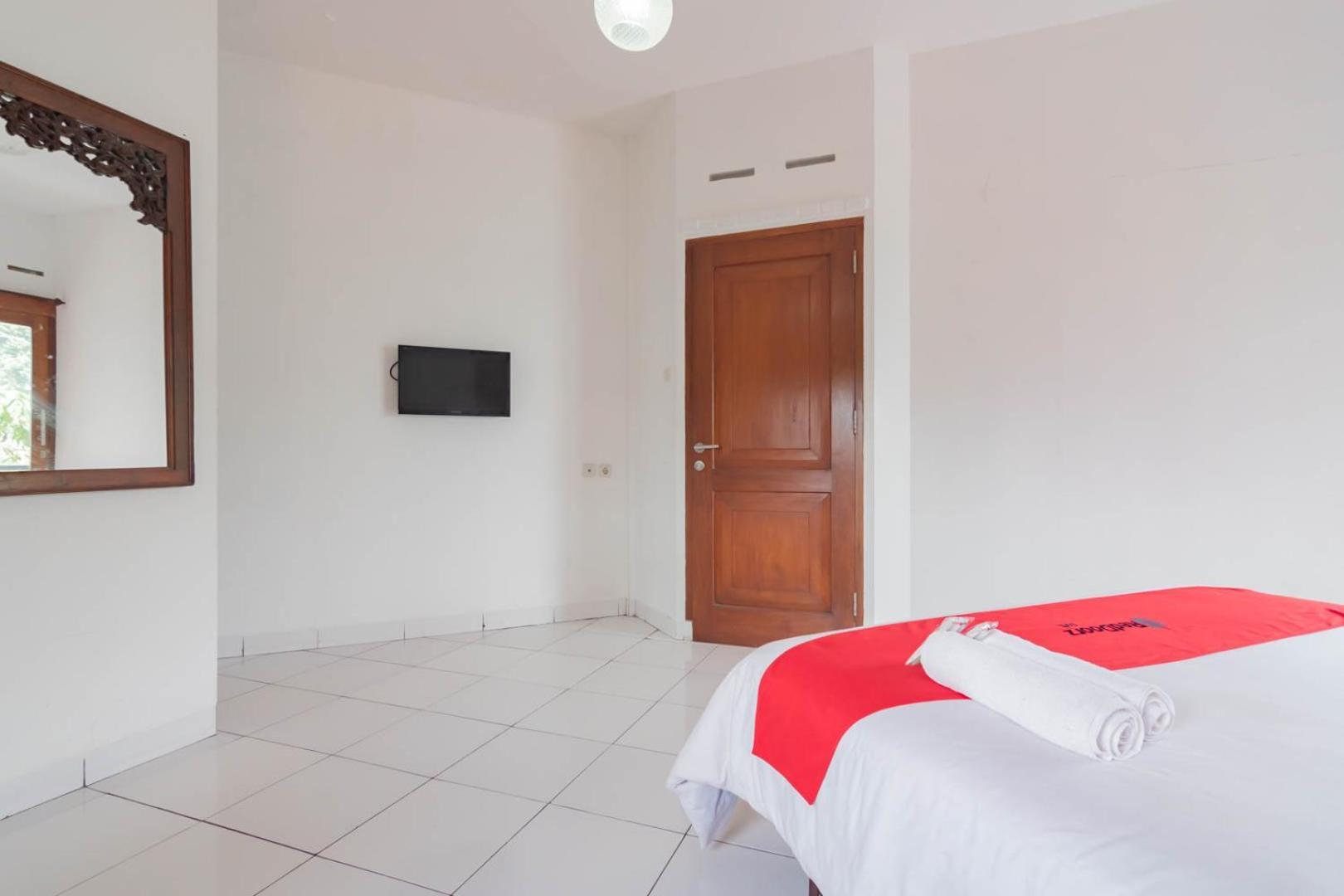 Reddoorz Plus Near Dago Pakar Bandung Ngoại thất bức ảnh