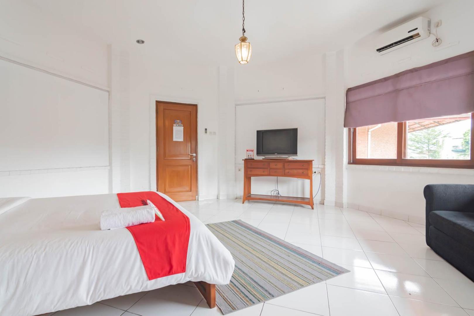 Reddoorz Plus Near Dago Pakar Bandung Ngoại thất bức ảnh
